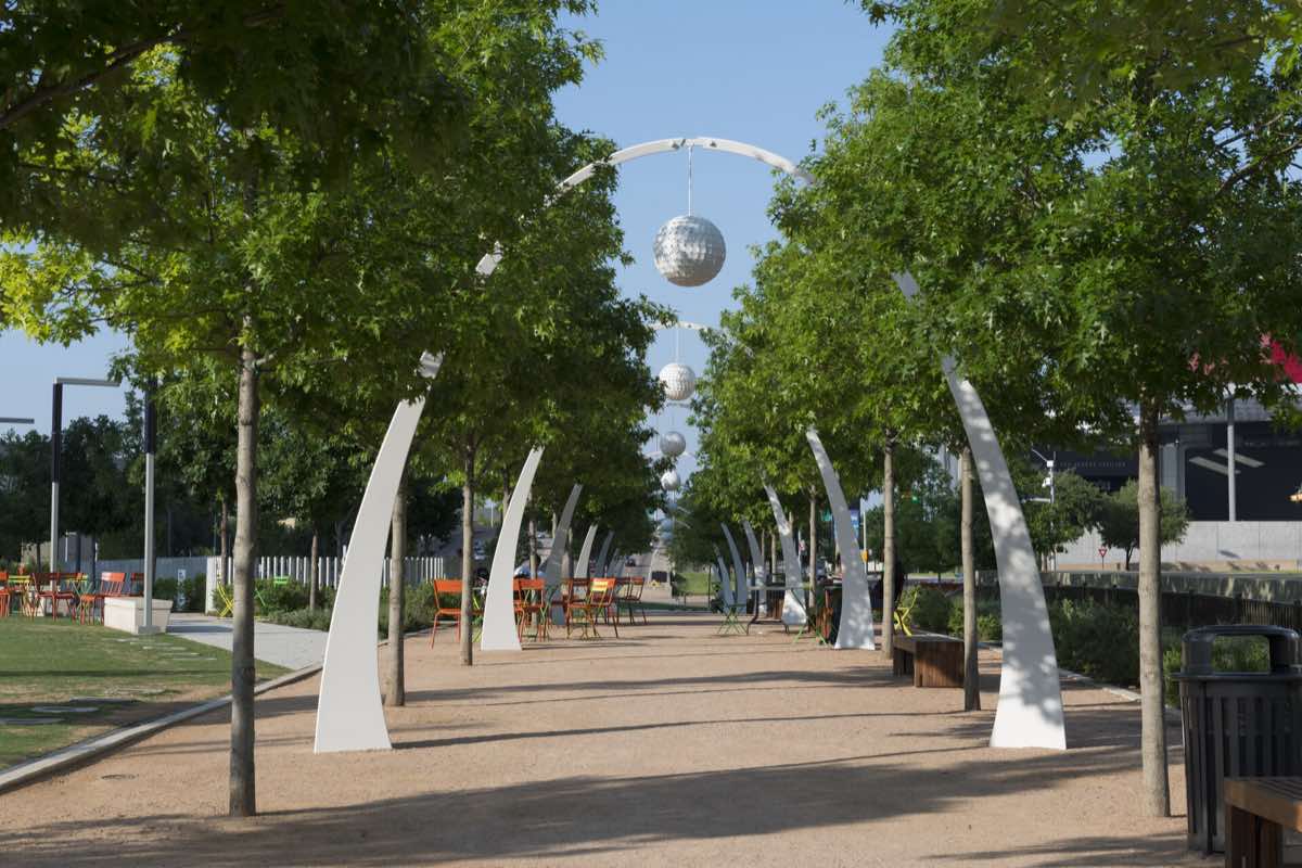 Scenery near the 2026 Dallas YMCA Turkey Trot course in Dallas, Texas